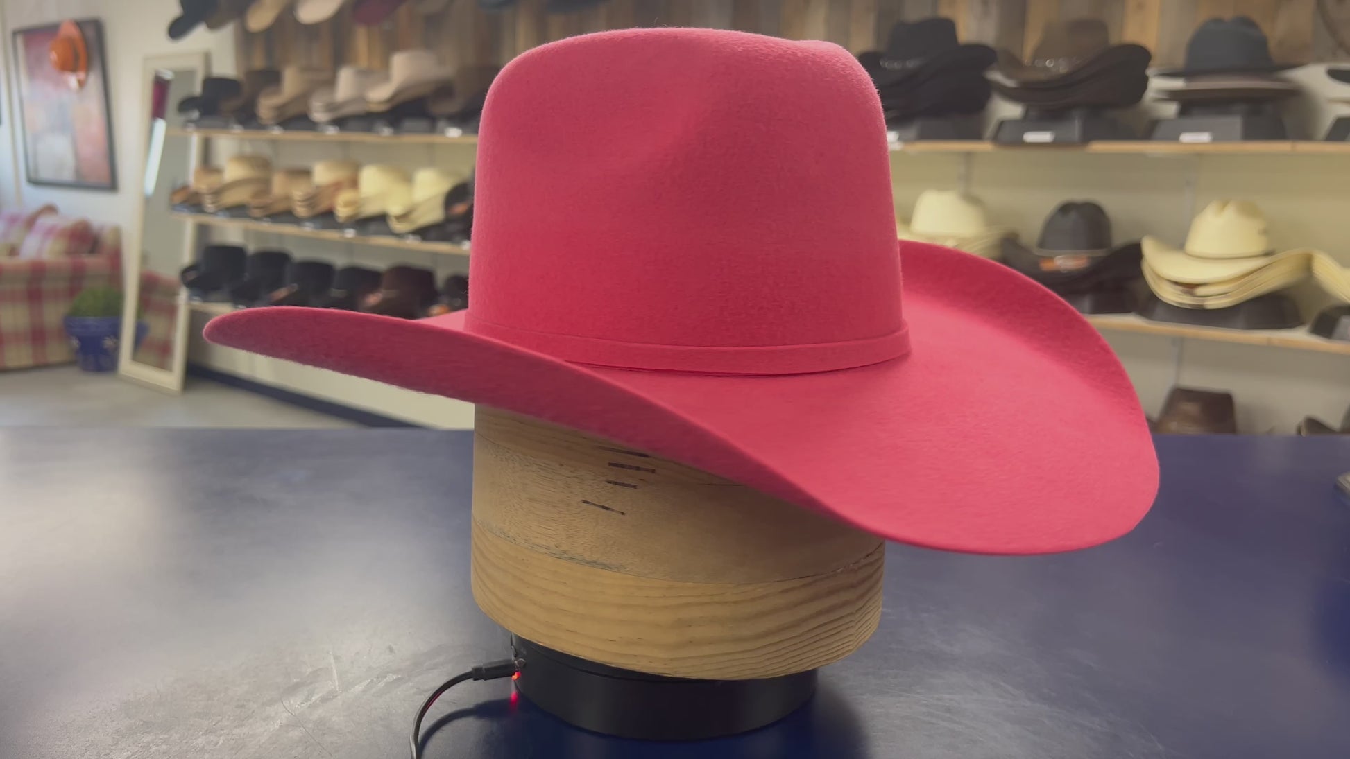 American Fuchsia Wool Cashmere Hat – Durable Cowboy Hat for Country Fashion & Style