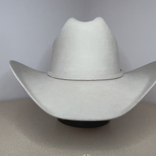 Yellowstone style cattleman crown cowboy hat