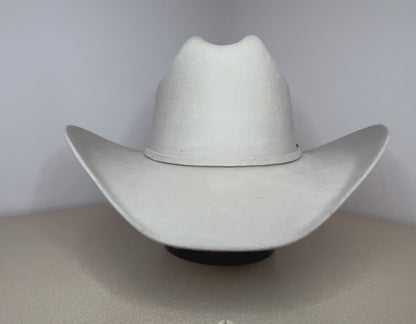 Yellowstone style cattleman crown cowboy hat